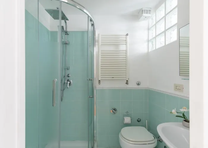 Iflat Elegant In 18th Century Palace רומא